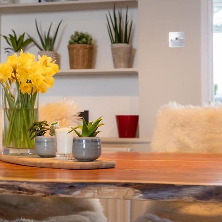Hereford City - St Owens Terrace - Comfortable & Spacious Well Presented Three Storey House, Perfect For A Weekend Away & Exploring The City On Foot - Hosted By Rentmyhouse Extérieur photo