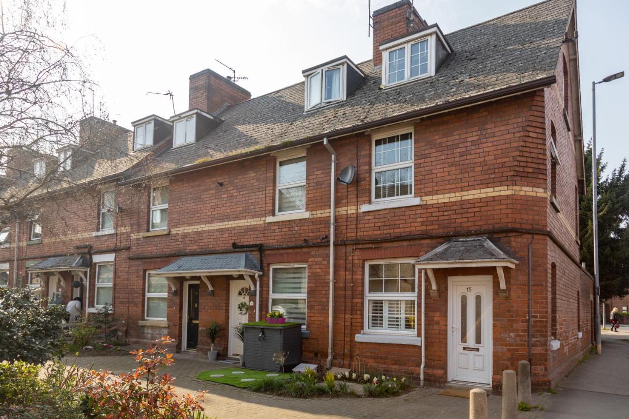 Hereford City - St Owens Terrace - Comfortable & Spacious Well Presented Three Storey House, Perfect For A Weekend Away & Exploring The City On Foot - Hosted By Rentmyhouse Extérieur photo